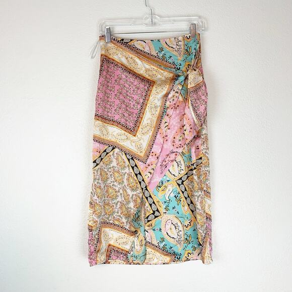 Zaful Skirt Womens Small‎ 4 Wrap Sarong Style Paisley Patchwork Bandana Satin-y - Picture 1 of 7
